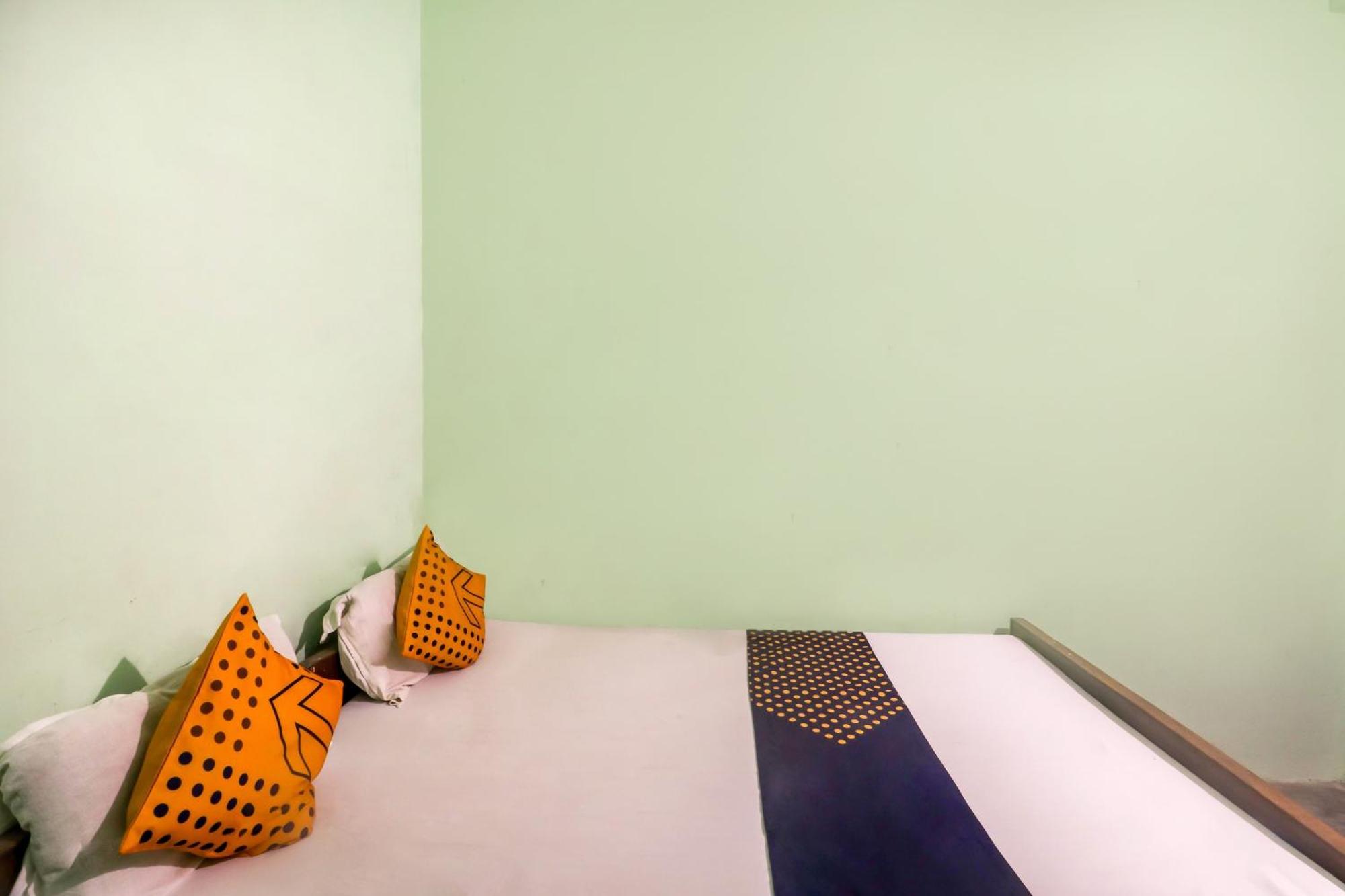 Hotel Spot On Mishra 2*